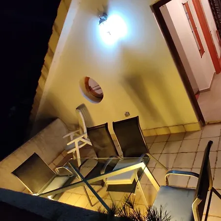 Ypsilon Διαμέρισμα Sveta Nedelja (Hvar)